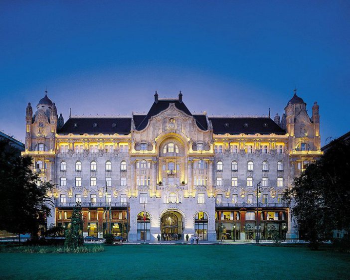four-seasons-hotel-gresham-palace-budapest